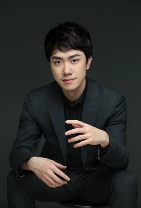 Shuguang Gong