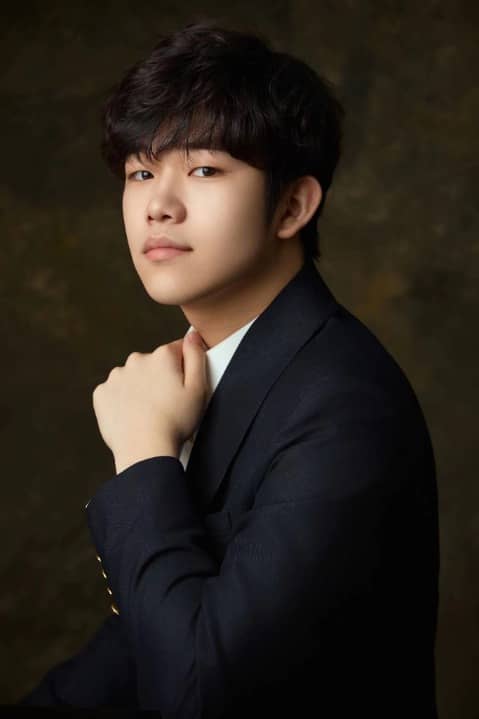 Luwangzi Li