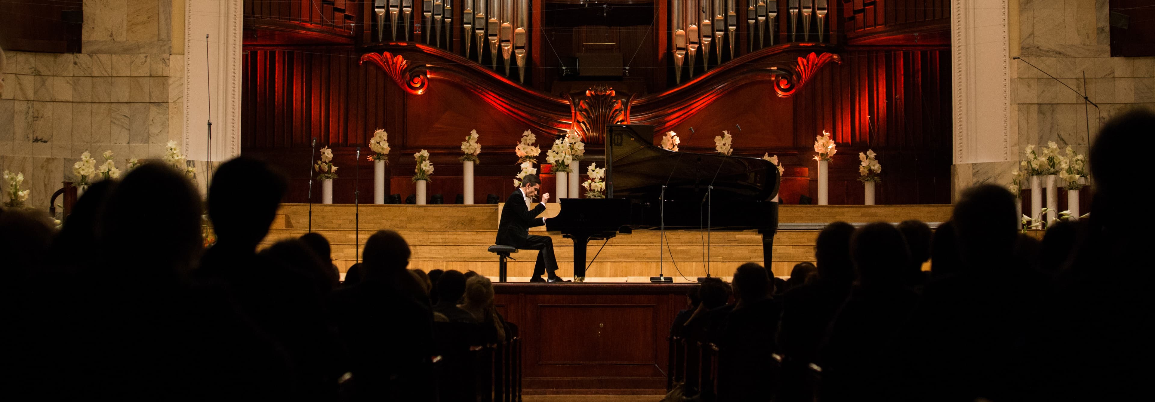 Change in the start time of the first prize-winners concert