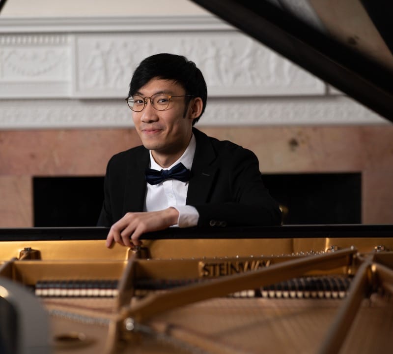 Hoi Leong (Zach) Cheong